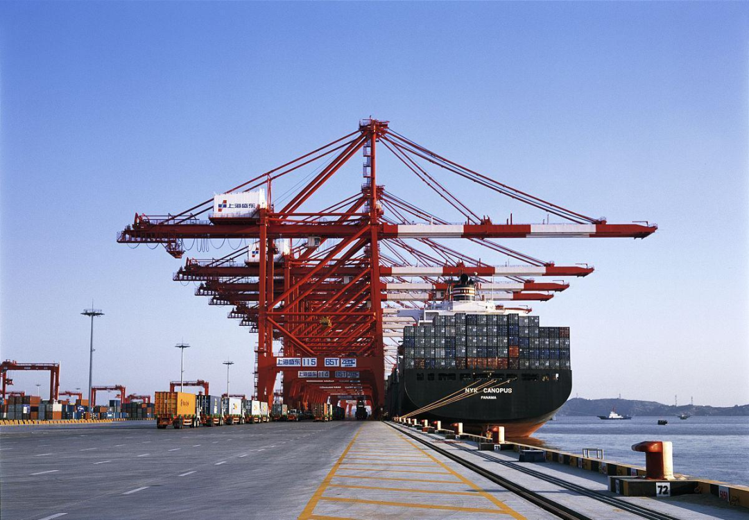 <a href='http://www.kideshop.com' title='電池海運' >電池海運</a>